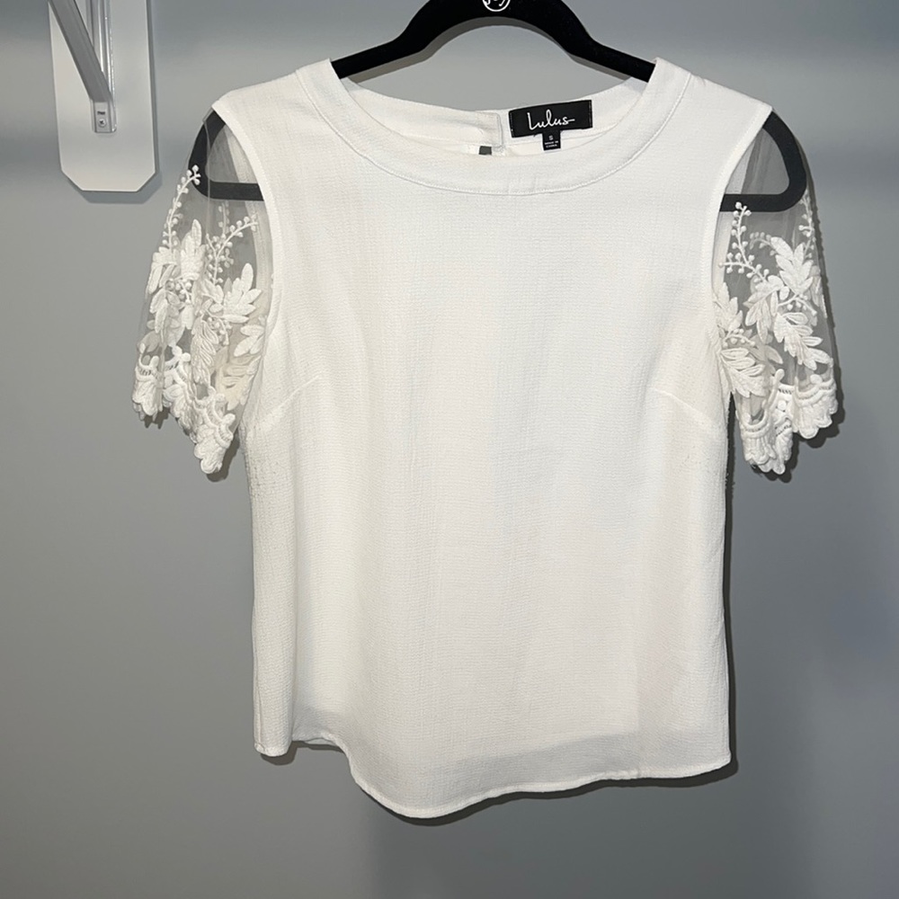 Lace sleeve work top